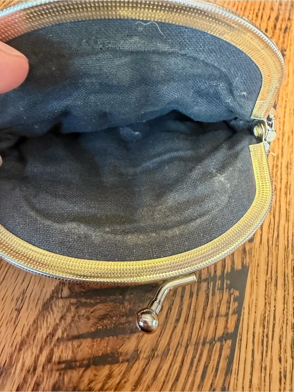 Vintage 80’s Metallic Gold Silver Black Mesh Mini Coin Purse Evening Kiss lock